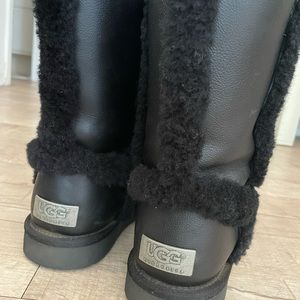 UGG boots women- great condition